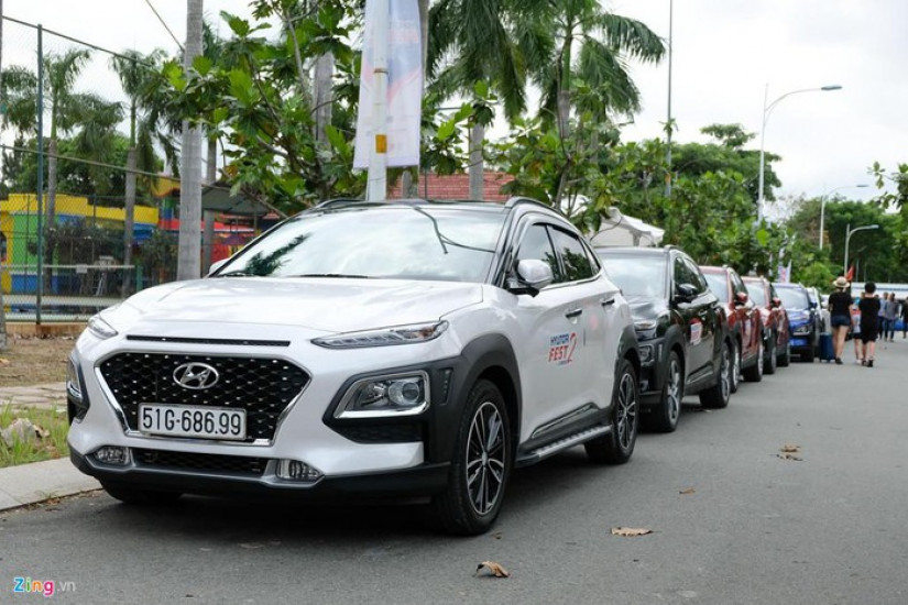 Hơn trăm xe Hyundai quy tụ trong sự kiện tại Sài Gòn