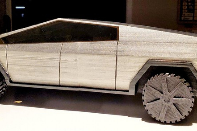 Không đợi được chính hãng, người hâm mộ đã in 3D bán tải Tesla Cybertruck cho riêng mình