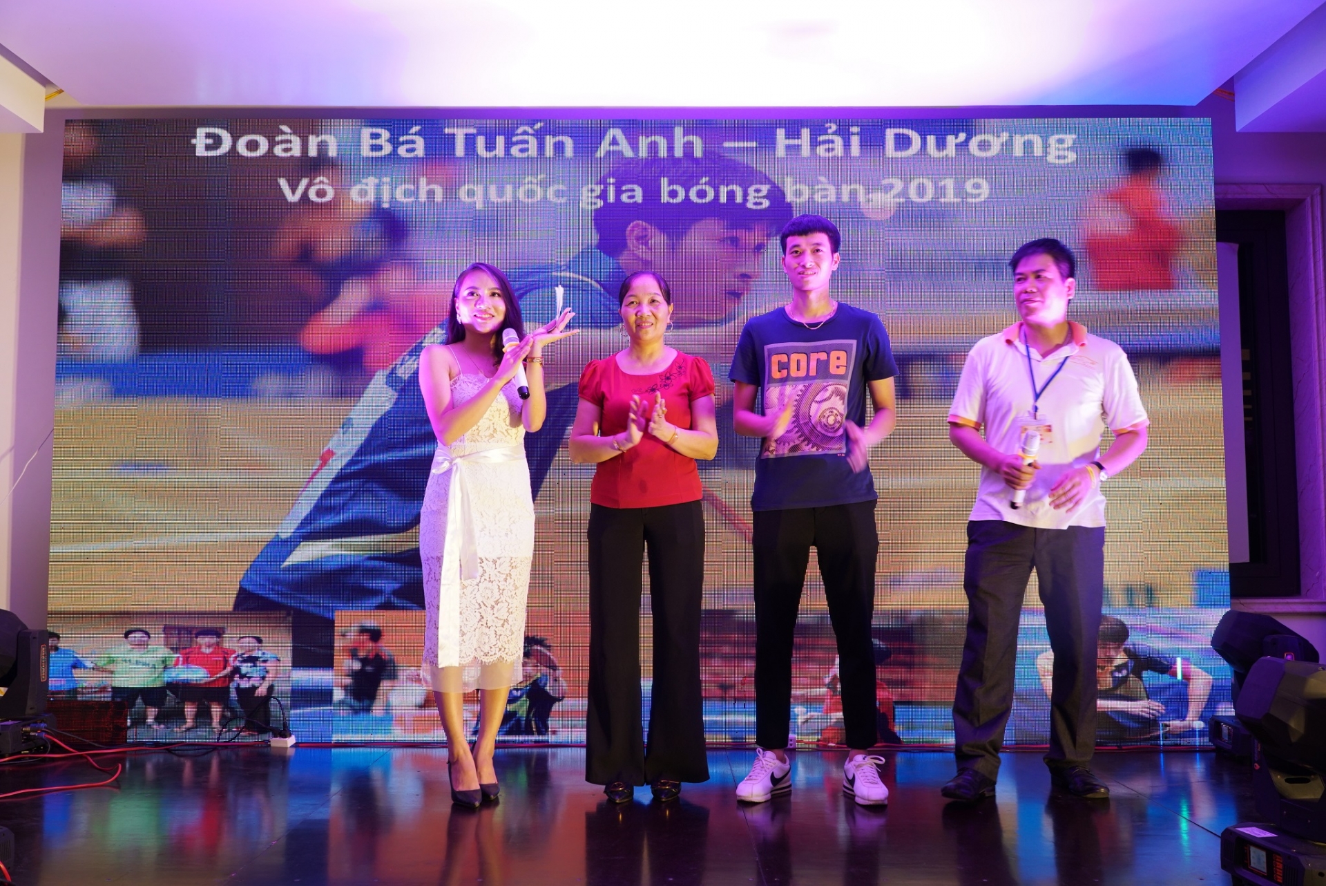 nha vo dich bong ban quoc gia 2019 chia se ve hoc bong tu of hai duong 10 nam truoc