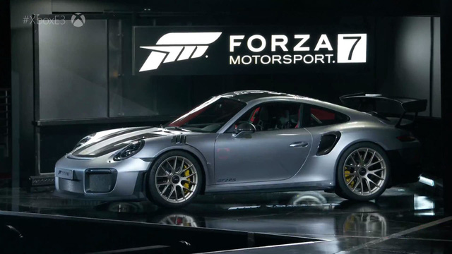 Siêu xe Porsche 911 GT2 RS 2018 “cháy hàng” dù chưa ra mắt