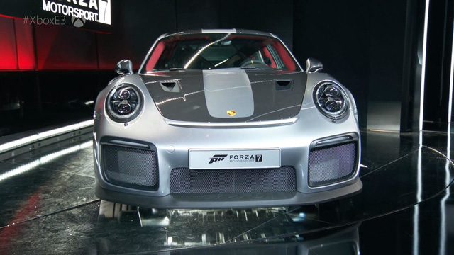 Siêu xe Porsche 911 GT2 RS 2018 “cháy hàng” dù chưa ra mắt