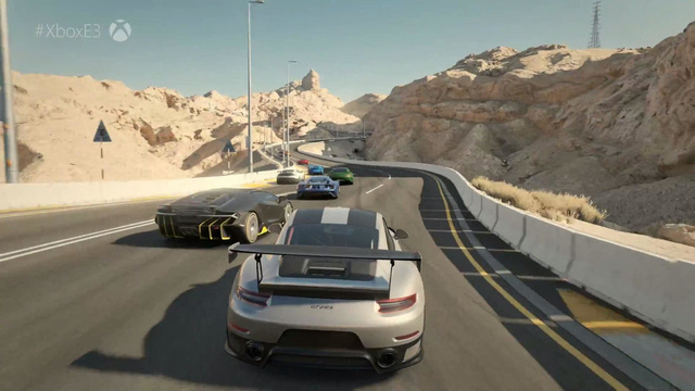 Siêu xe Porsche 911 GT2 RS 2018 “cháy hàng” dù chưa ra mắt