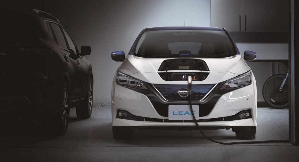 Đến năm 2025 xe điện sẽ cắt giảm một lượng dầu bằng mức cung dầu của Iran 