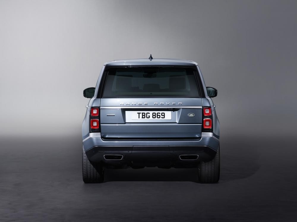 Thiết kế đuôi xe của Range Rover SVAutobiography 2018 