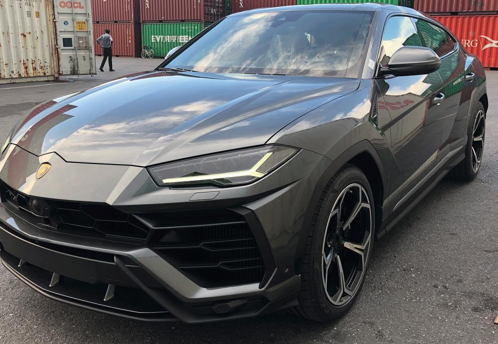 Lamborghini Urus thứ 2 tại Việt Nam còn được trang bị bộ mâm cá tính hơn so với chiếc đầu tiên