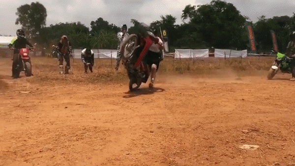 Ảnh cắt từ đoạn video clip