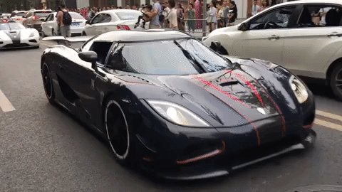 Giới nhà giàu Trung Quốc khoe dàn xe cực hiếm và siêu đắt đỏ hơn 400 tỷ đồng trên đường phố Giới nhà giàu Trung Quốc khoe dàn xe cực hiếm và siêu đắt đỏ hơn 400 tỷ đồng trên đường phố