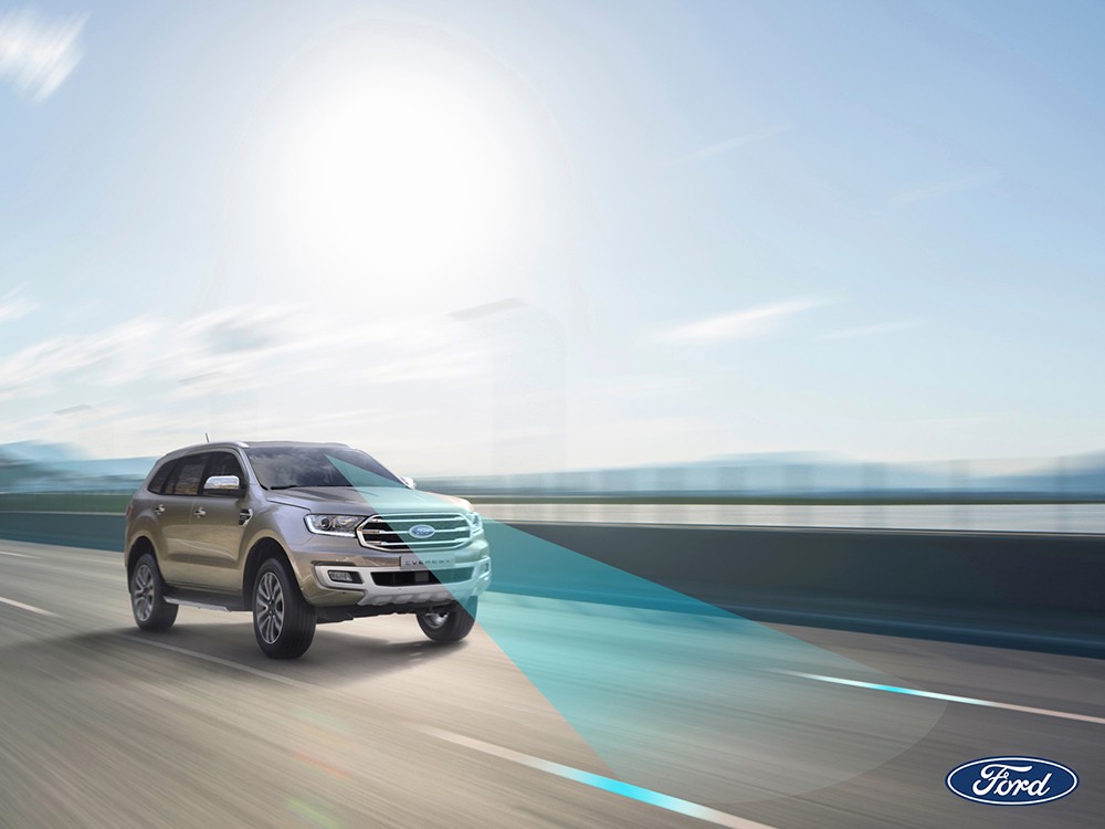 Suốt 20 năm qua, Ford Motor đã nghiên cứu các công nghệ hỗ trợ người lái xe cao tuôi.