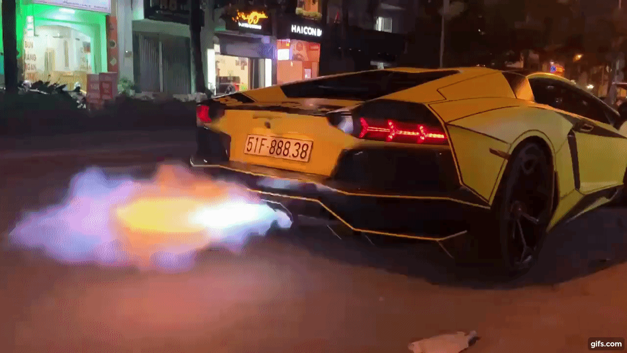 Lamborghini Aventador độ Vorsteiner thay áo mới và chào tạm biệt Sài thành bằng màn nẹt pô Lamborghini Aventador độ Vorsteiner thay áo mới và chào tạm biệt Sài thành bằng màn nẹt pô