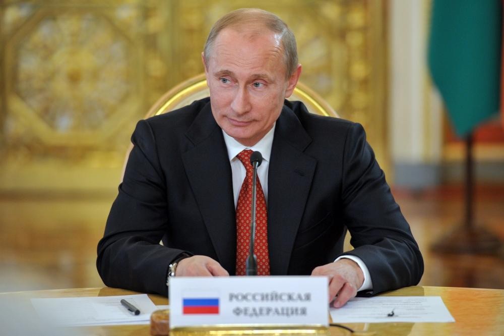 Vladimir Putin sẵn lòng đi xe điện Tesla?