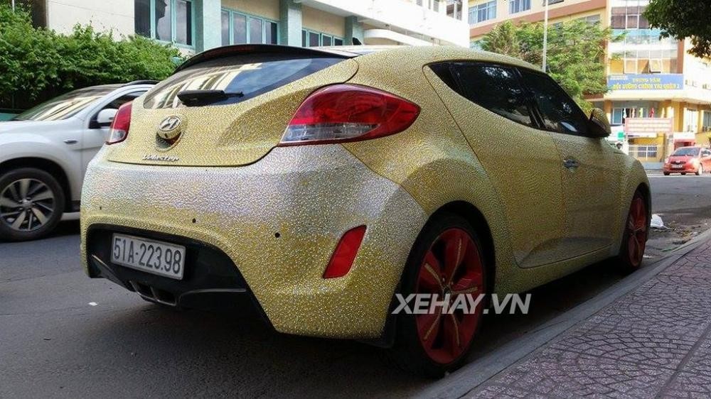 Huyndai Veloster nổi bật trên phố với 'chiếc áo pha lê lấp lánh'6.